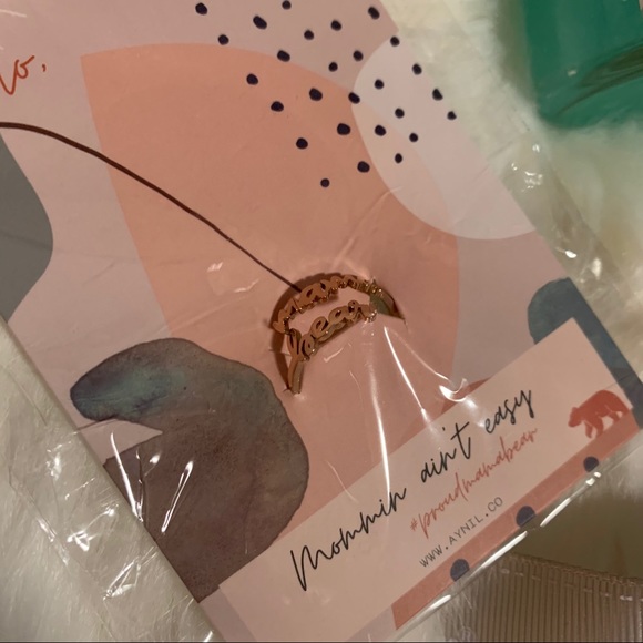 New Mama Gift Set - Picture 2 of 3